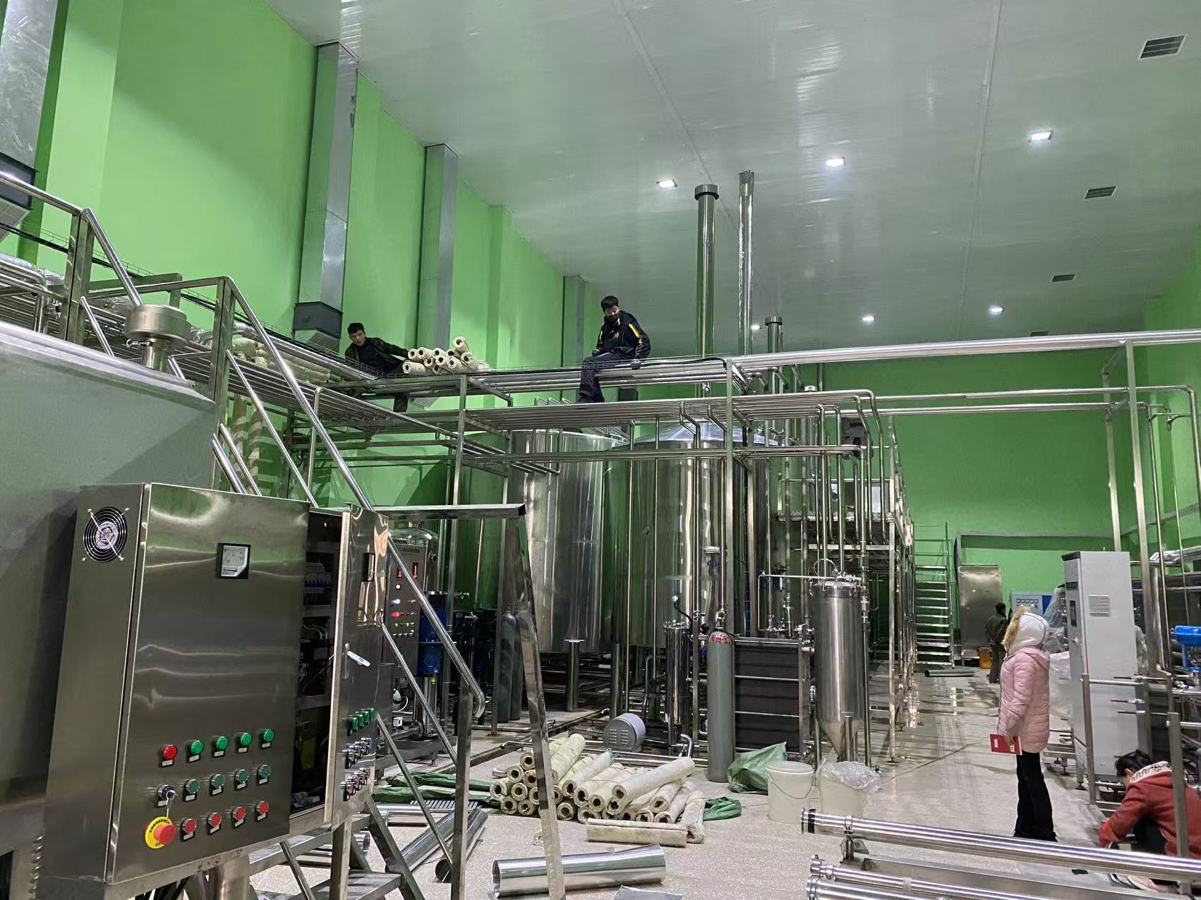 凤城精酿啤酒设备厂—精酿啤酒设备制造：传承工艺与创新科技的交融